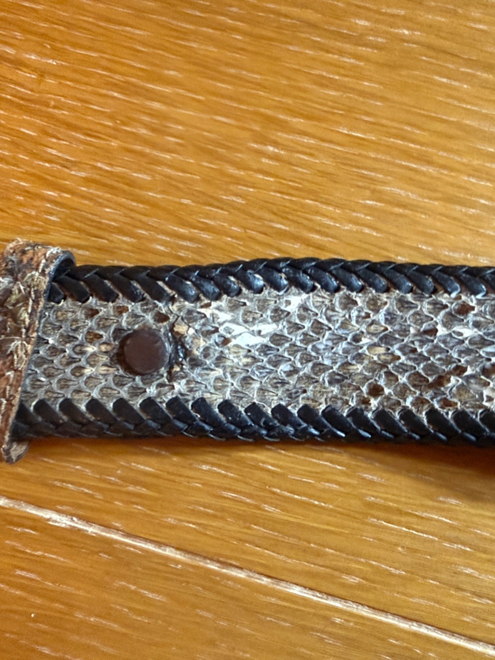 Men’s Vintage Genuine Rattlesnake Western Leather Belt - 44 inches no buckle - Picture 6 of 7